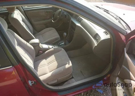 1998 Toyota Camry Le z USA, uszkodzony, nr VIN JT2BG22K4W0206938